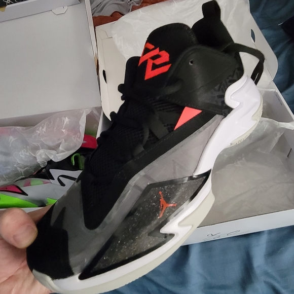 New nike air Jordan One Take 3 men's size 11 white , black , bright crimson. - Picture 11 of 16